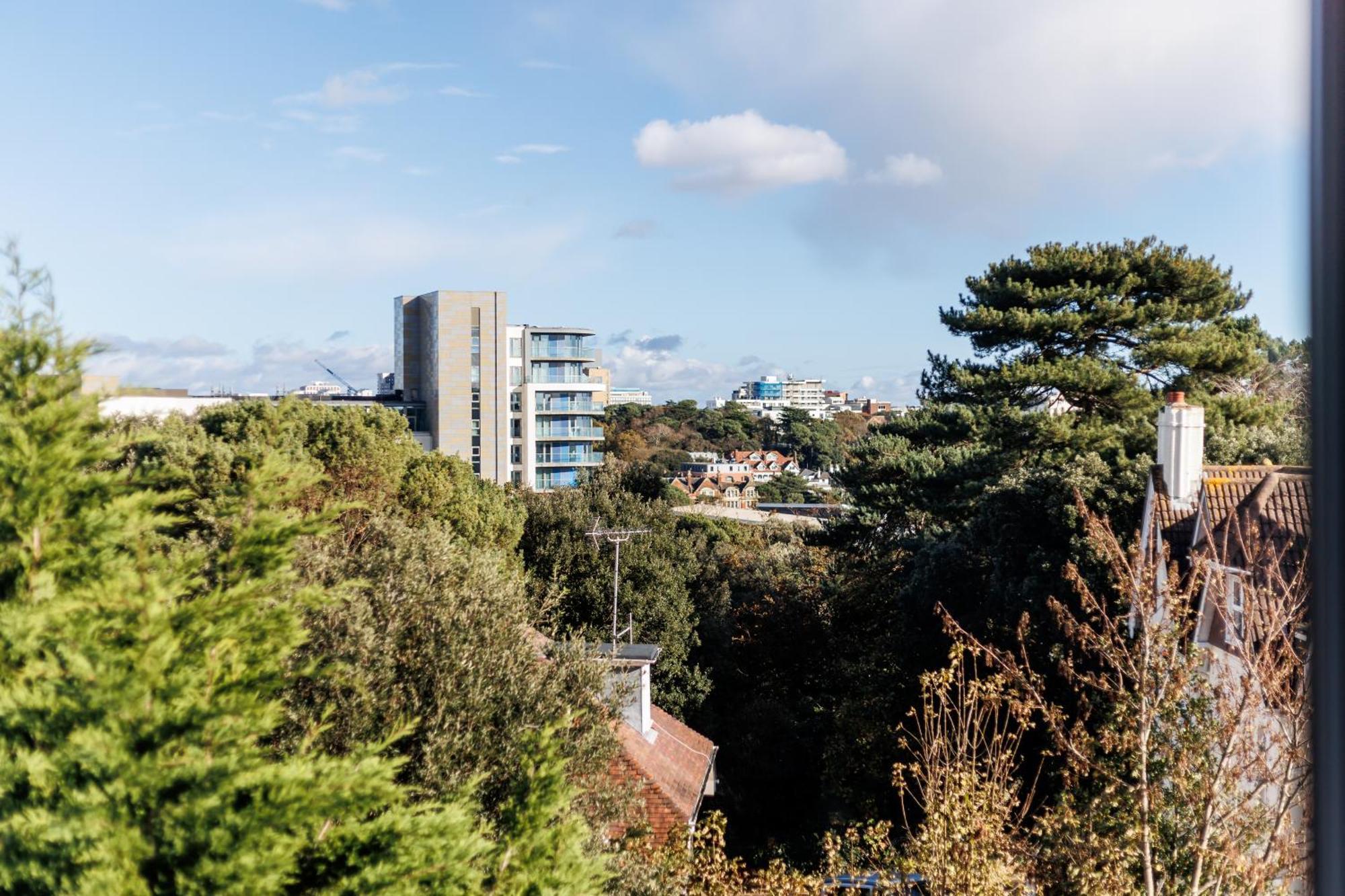 Sea Breeze Apartments Bournemouth Buitenkant foto