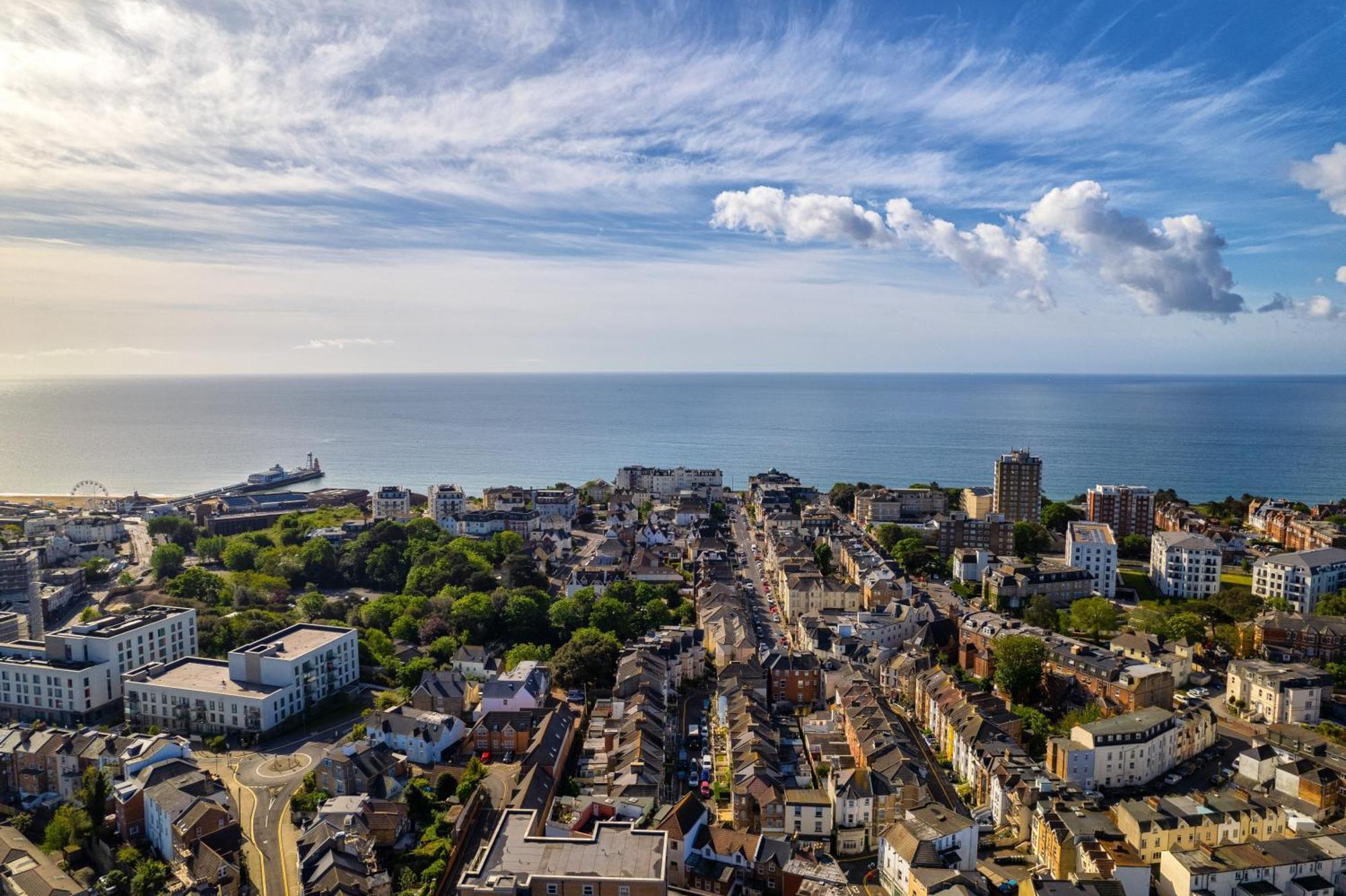 Sea Breeze Apartments Bournemouth Buitenkant foto